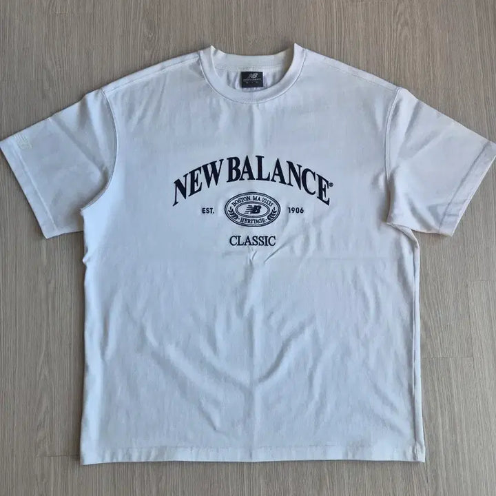 [BUNJANG] New Balance Heritage Short Sleeve T-Shirt White XL / XL 뉴발란스 헤리티지 반팔 티셔츠 화이트