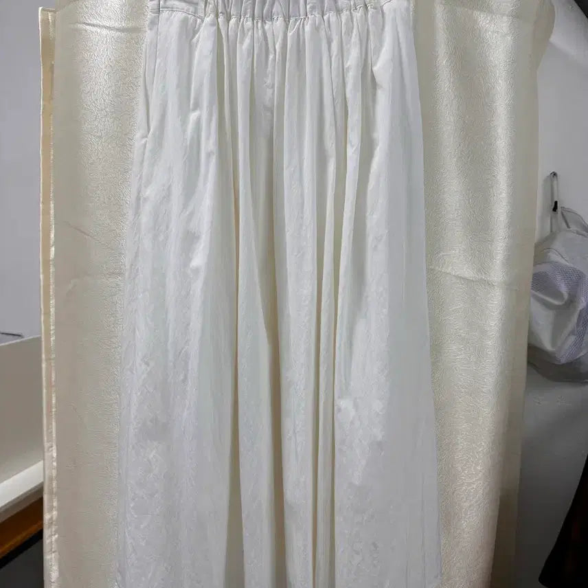 [BUNJANG] White Pleated Long Skirt / 화이트 롱 스커트 주름 치마