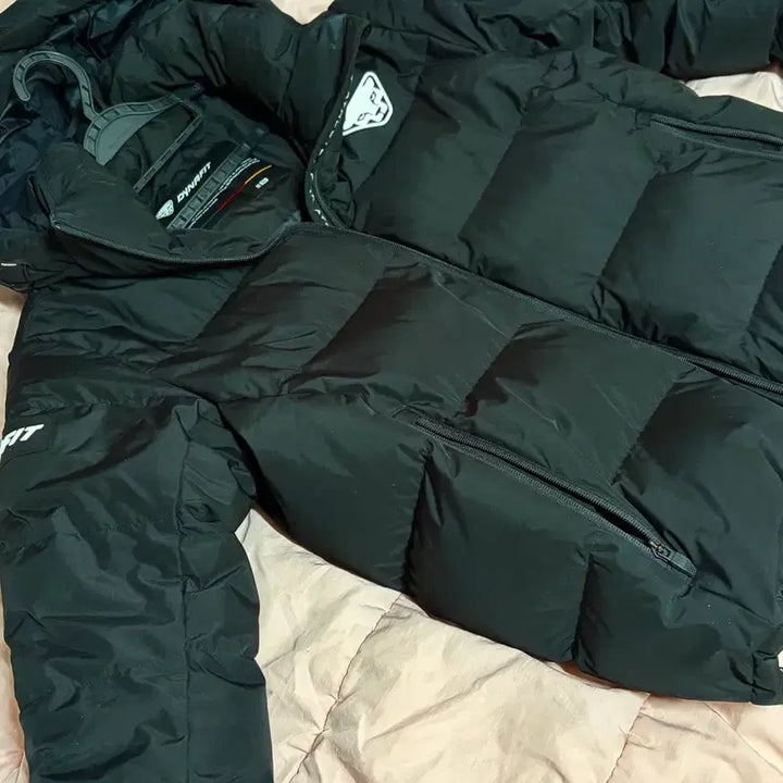 [BUNJANG] Dynafit Black Padded Jumper / 다이나핏 블랙 패딩 점퍼