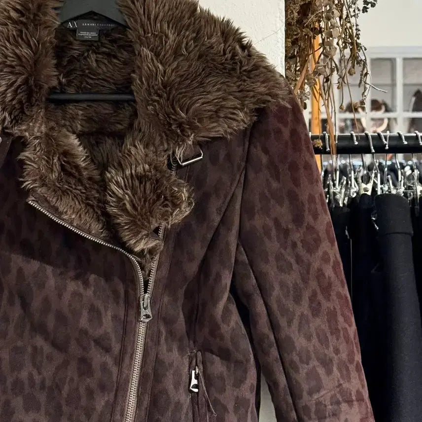 [BUNJANG] Armani Exchange Brown Leopard Fur Mustang Jacket / 아르마니 익스체인지 브라운 레오파드 퍼 무스탕 자켓
