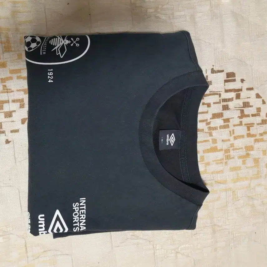 [BUNJANG] Umbro Black Oversized T-Shirt Size 105 / [빅사이즈] 엄브로 블랙 반팔 티셔츠 105