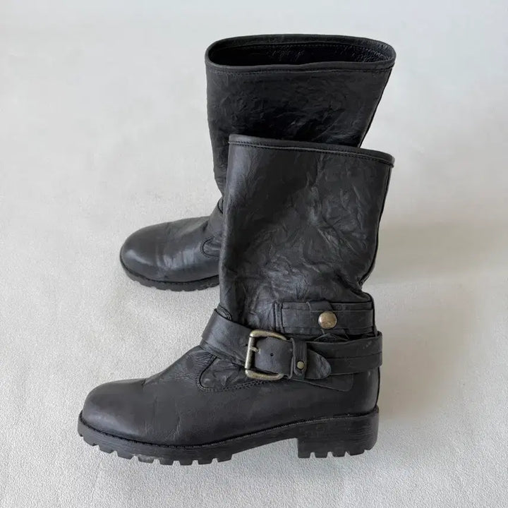 [BUNJANG] Pre-owned Leather Boots / [235]Pre owned 레더 부츠