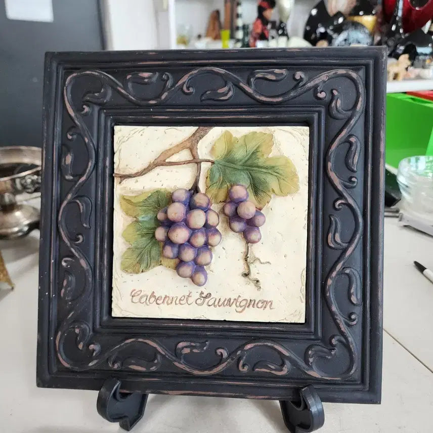 [BUNJANG] Embossed Frame / 양각으로 표현한 액자 두껍고 묵직합니다 딱딱한 프라스틱(수지) 계통 2