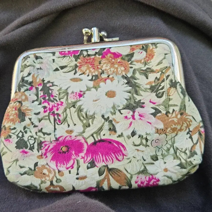 [BUNJANG] Anna Sui Flower Pattern Coin Purse / 안나수이 플라워 패턴 동전 지갑/빈티지 지갑