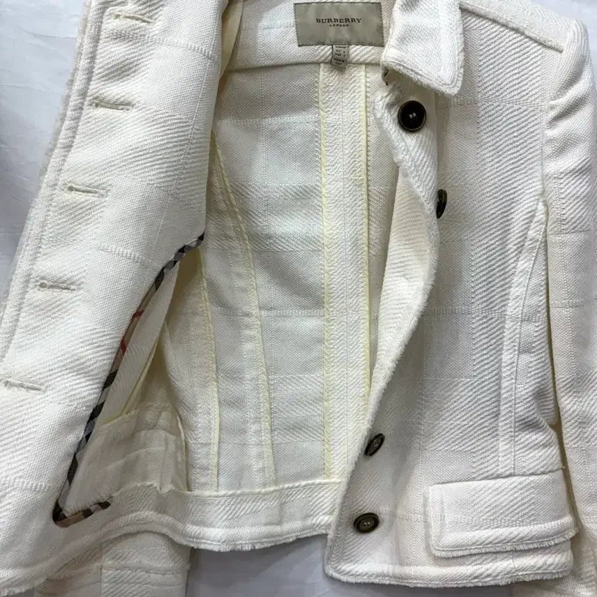 [BUNJANG] Burberry London Ivory Slim Fit Jacket / 버버리 런던 아이보리 슬림핏 자켓55사이즈(정품)
