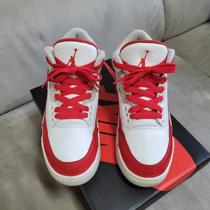 [BUNJANG] Nike Jordan 3 Retro Tinker White University Red / 나이키 조던 3 레트로 팅커 화이트 유니버시티 레드 265 / (260)
