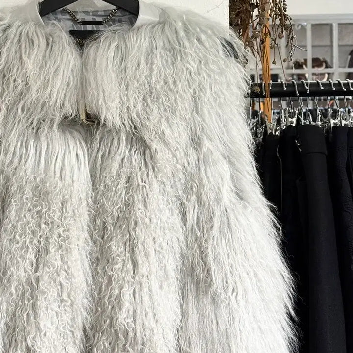 [BUNJANG] Vivienne Westwood Light Grey Lambskin Fur Vest / 비비안 웨스트우드 라이트그레이 램스킨 퍼 베스트