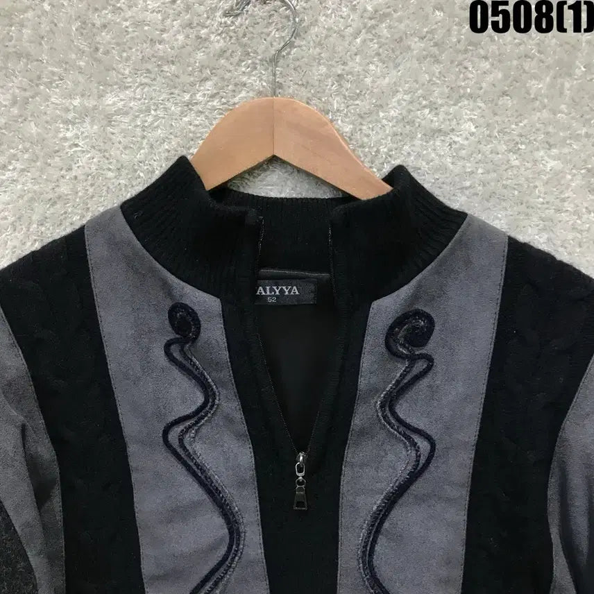 [BUNJANG] ITALYYA Full-Zip Knit Black/Gray Size L / ITALYYA 집업 니트 블랙/그레이 L