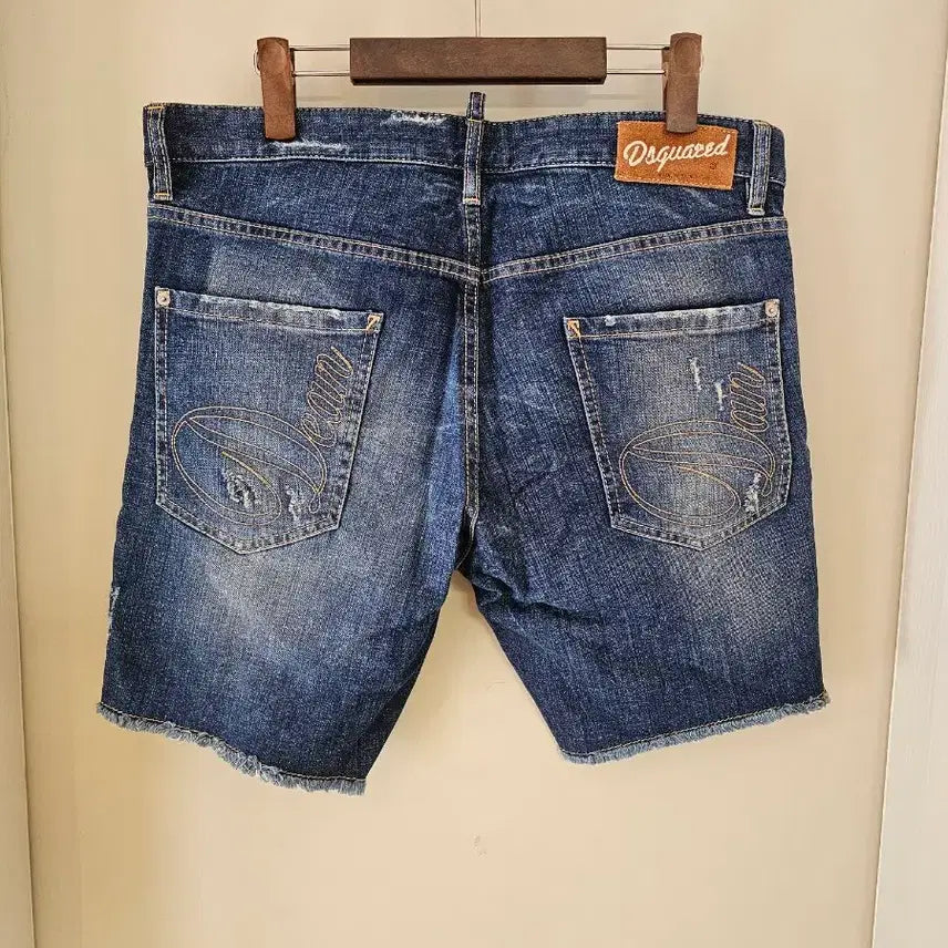 [BUNJANG] Dsquared2 Dean &amp; Dan Denim Shorts / [정품] 디스퀘어드 디퀘 딘앤댄 데님 반바지