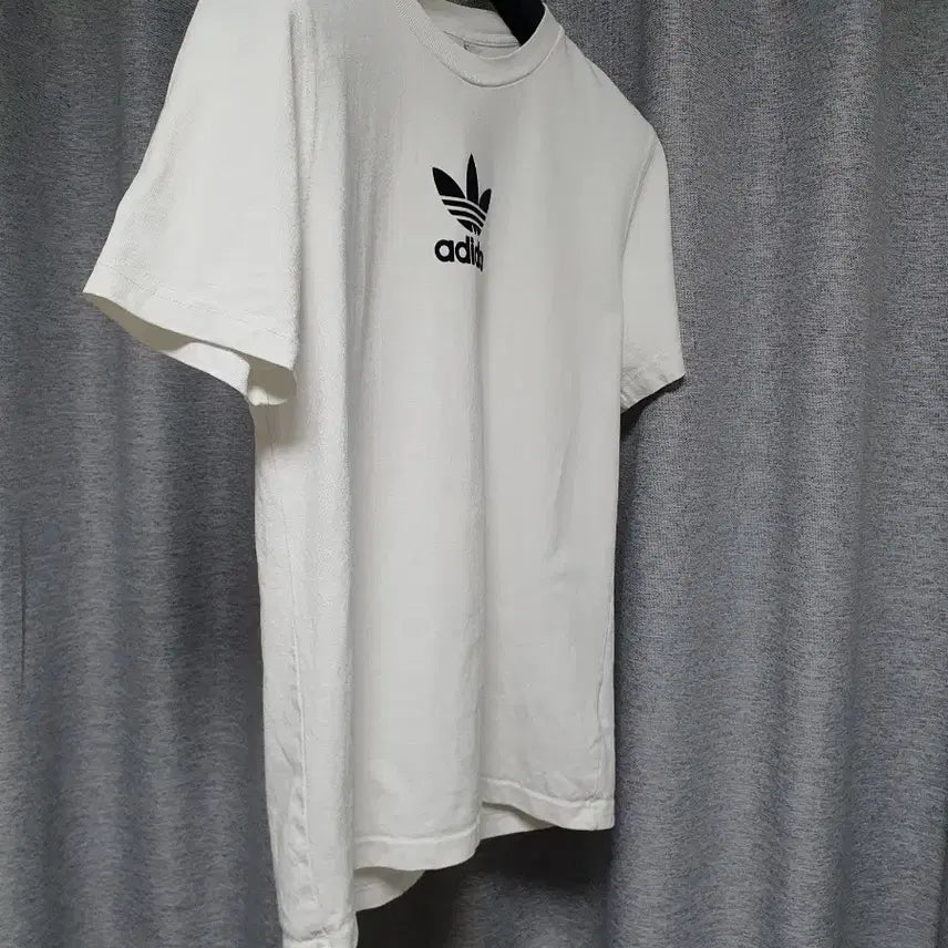 [BUNJANG] Adidas Trefoil Logo T-Shirt Medium Unisex / 아디다스 트레포일 로고 파이아버드 입체  티셔츠 m 남여공용