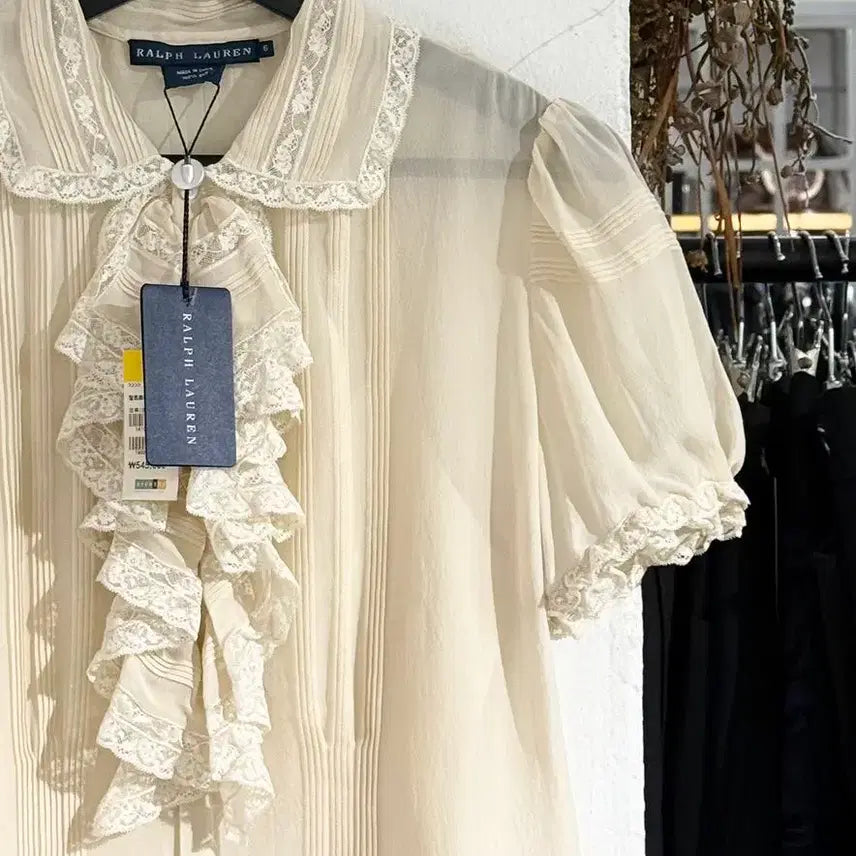 [BUNJANG] Ralph Lauren Ivory Silk Frill Half Blouse Size 6 / 랄프로렌 아이보리 실크 프릴 하프 블라우스