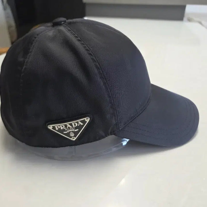 [SOLD OUT] 프라다 블랙 나일론 볼캡 L사이즈