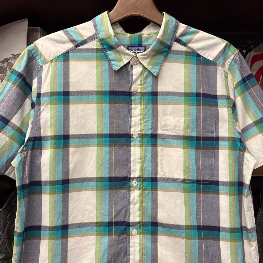 [BUNJANG] Patagonia Turquoise Multi Wide Tartan Check Short Sleeve Shirt / 파타고니아 터콰이즈 멀티 와이드 타탄체크 반팔셔츠 N1292