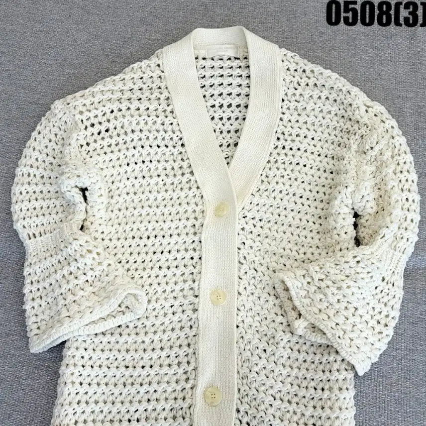 [BUNJANG] Ivory Long Knit Cardigan with Punching and Puff Sleeves / 아이보리 롱 니트 가디건 펀칭 퍼프소매 반팔 0508