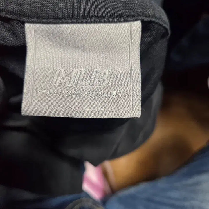 [BUNJANG] MLB New York Yankees Black Short Sleeve T-Shirt / MLB 뉴욕 양키스 검정 반팔 티셔츠
