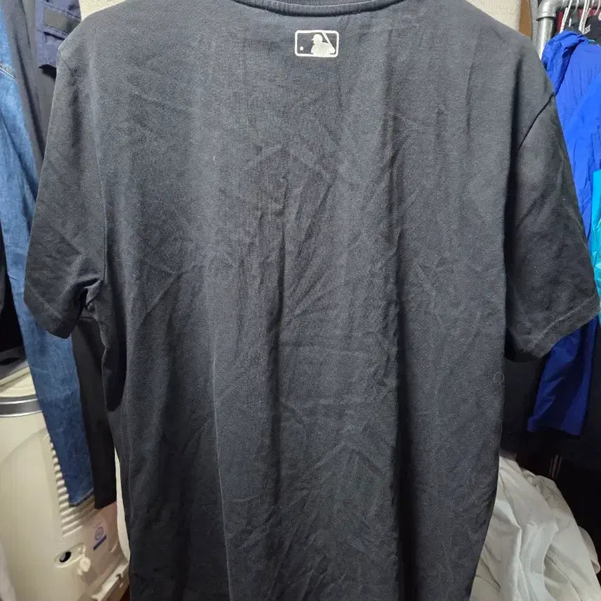 [BUNJANG] MLB New York Yankees Black Short Sleeve T-Shirt / MLB 뉴욕 양키스 검정 반팔 티셔츠
