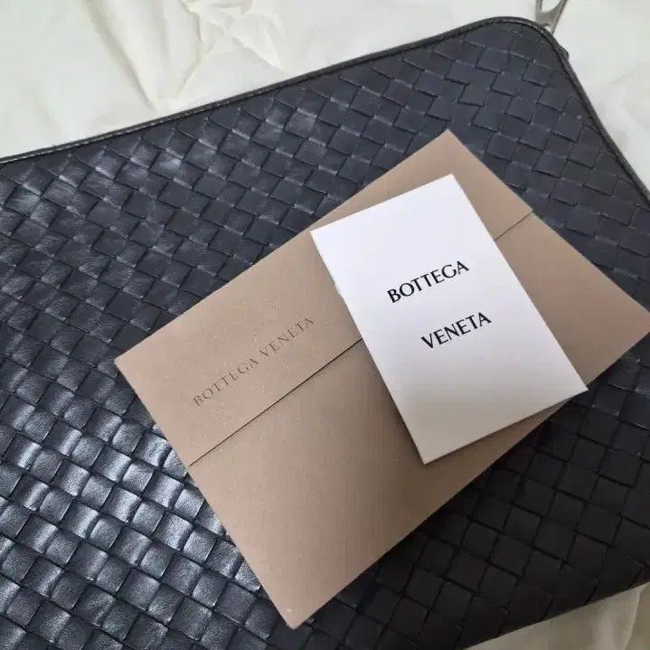 [BUNJANG] Bottega Veneta Intrecciato Document Clutch Bag / (정품) 보테가베네타 인트레치아토 클러치백