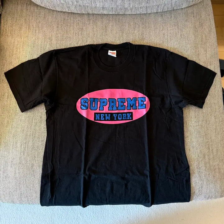 [BUNJANG] Supreme New York Oval Black T-Shirt / 슈프림 뉴욕 오벌 블랙 반팔 티셔츠
