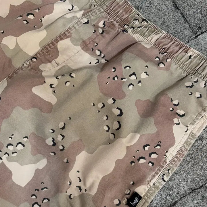 [BUNJANG] Stussy Leopard Pattern Shorts / 스투시 레오파드 패턴 쇼츠