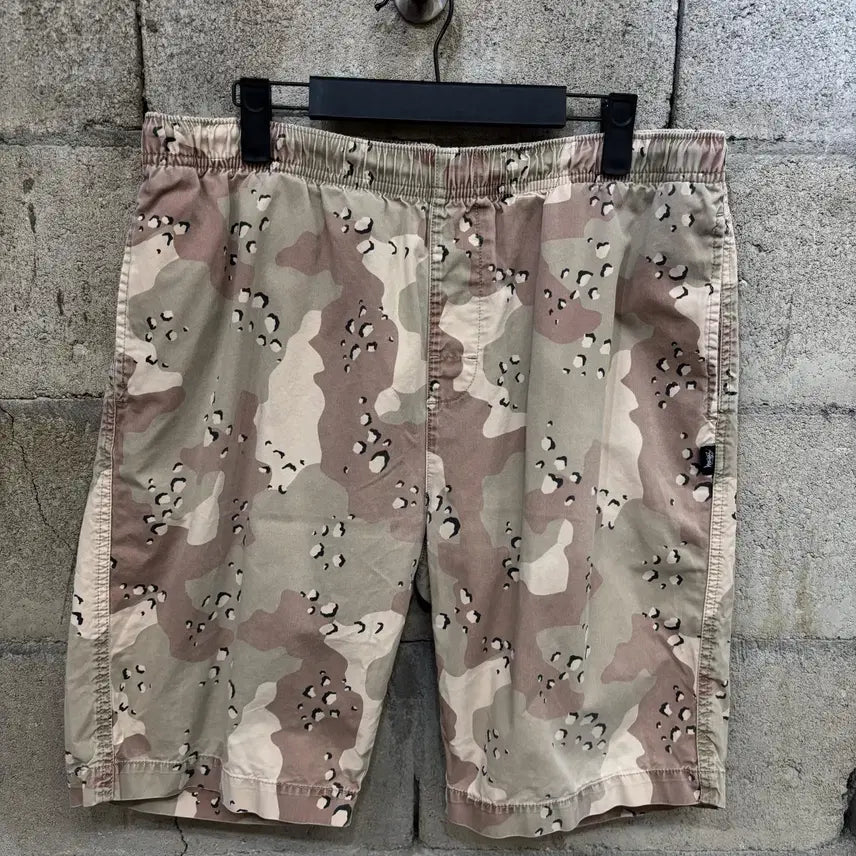 [BUNJANG] Stussy Leopard Pattern Shorts / 스투시 레오파드 패턴 쇼츠