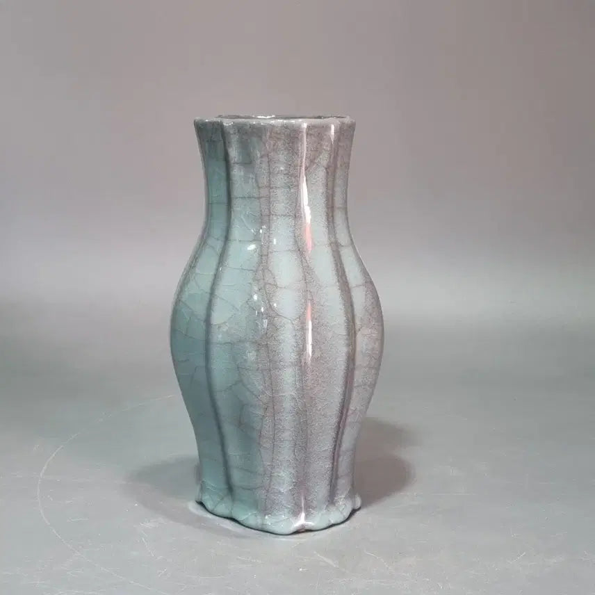 [BUNJANG] Sunyesa Goryeo Celadon Pear-Shaped Vase / 수내사 관요 청자 과릉형 병. 고22