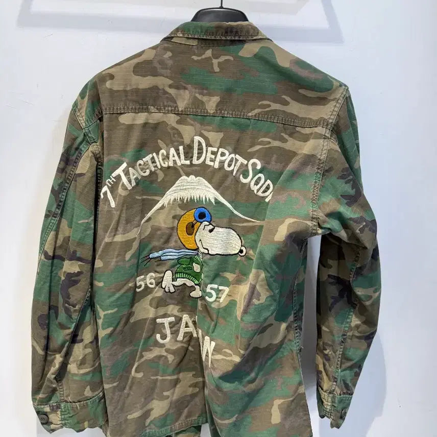 [SOLD OUT] Erdl BDU 스누피 자수 미디움 레귤러