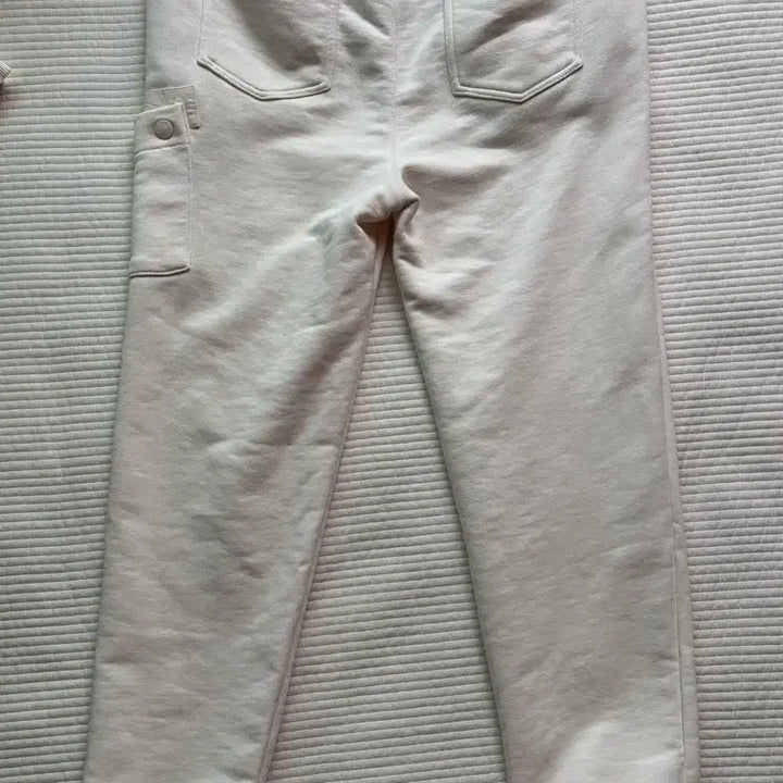 [BUNJANG] Jeep Ivory Training Pants / Jeep 지프 아이보리 트레이닝 바지