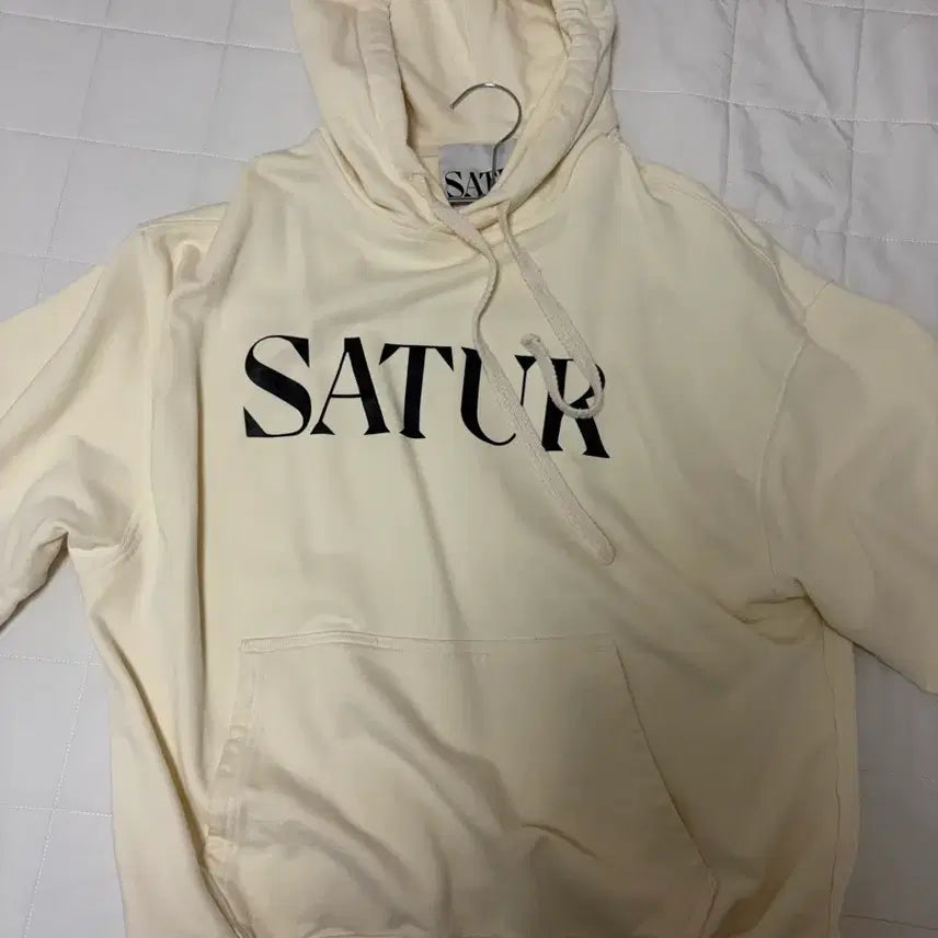 [BUNJANG] Satur Ivory Hoodie / 세터 SATUR 아이보리 후드티