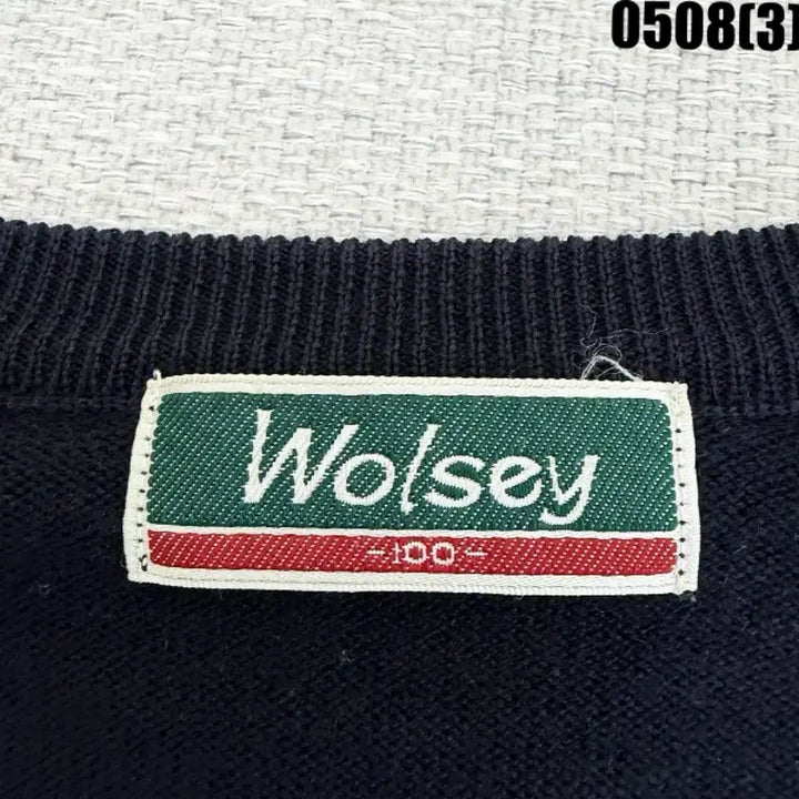 [BUNJANG] Woolsey Black V-Neck Knit Sweater / 울시 블랙 V넥 니트 100 0508