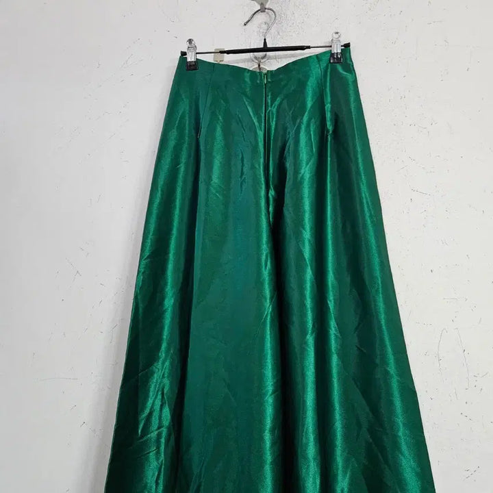 [BUNJANG] Emerald Green Long Skirt / 에메랄드 그린 롱 스커트