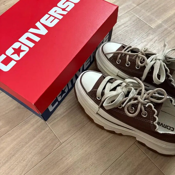 [BUNJANG] Converse Trackwave Brown Shoes / 컨버스 트랙웨이브 브라운 230