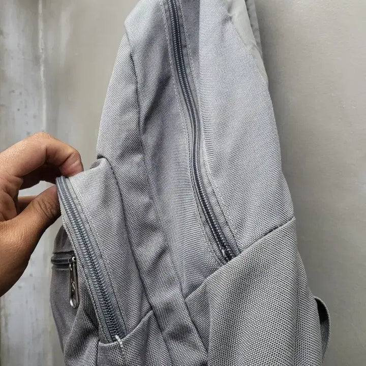 [BUNJANG] JanSport Grey Backpack / 잔스포츠 회색 백팩 가방
