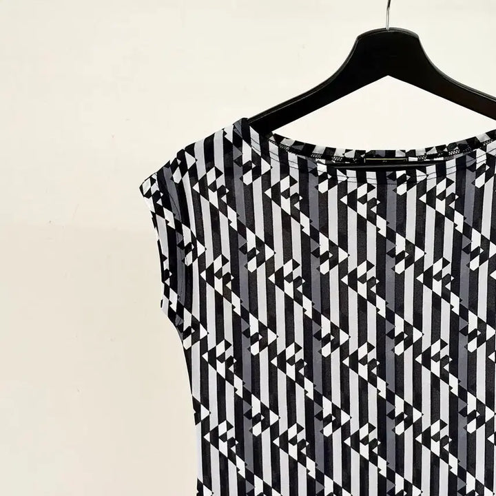 [BUNJANG] Fendi Zucca Pattern Sleeveless Mini Dress / 펜디 주카 패턴 슬리브리스 미니 원피스