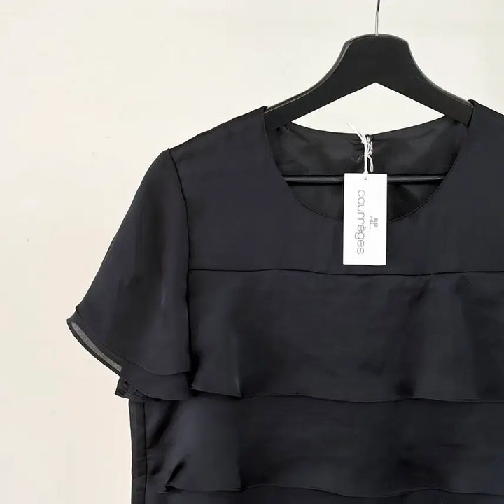 [BUNJANG] Courreges Black Frill Chiffon Half Blouse / 꾸레쥬 블랙 프릴 쉬폰 하프 블라우스