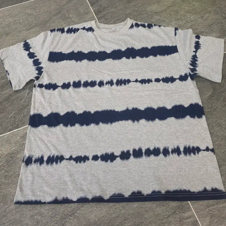 [BUNJANG] Tie-Dye Short Sleeve T-Shirt and Shorts Set / 타이다이 반팔티 반바지 세트