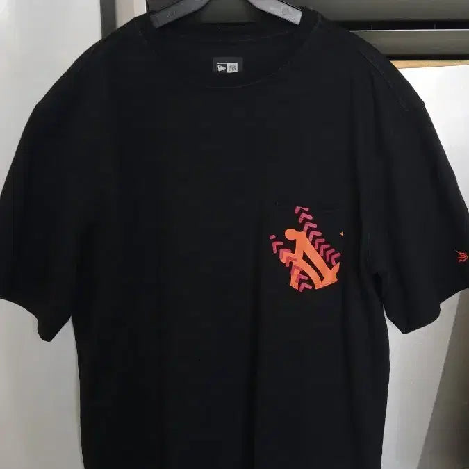 [BUNJANG] New Era Black Pocket T-Shirt Size 100 / 뉴에라 포켓 반팔 티셔츠 블랙 100사이즈