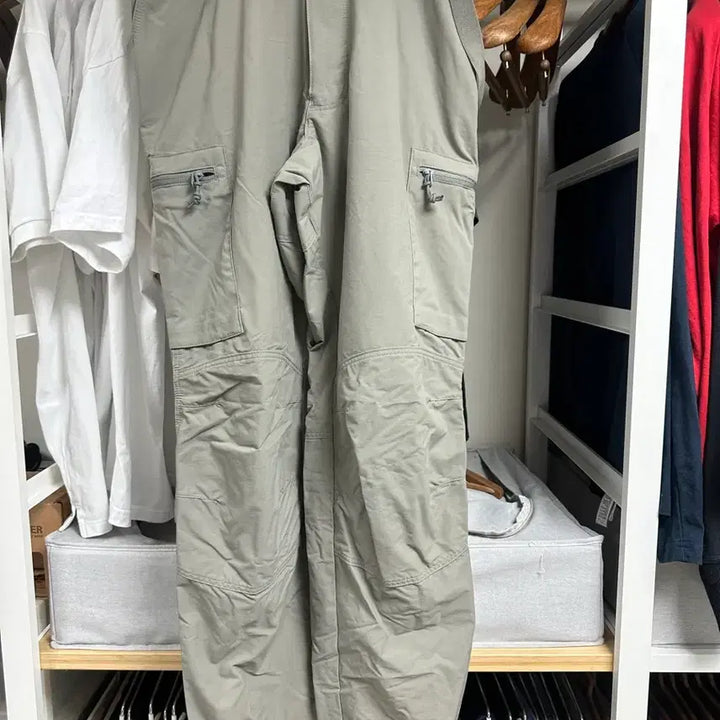 [BUNJANG] Patagonia PCU Level 5 Softshell Pants M/R / (파타고니아)pcu level5 pants, M/R