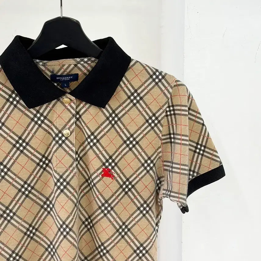 [BUNJANG] Burberry Brown Nova Check Polo Half Shirt / 버버리 브라운 노바 체크 폴로 하프 셔츠