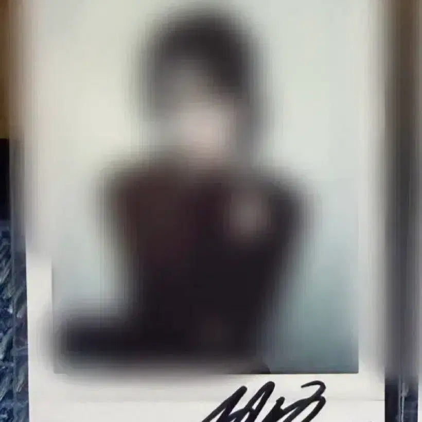 [BUNJANG] tripleS NAKYUNG Music Core Signed Polaroid / 트리플에스 241109 VV 음중 싸폴 양도