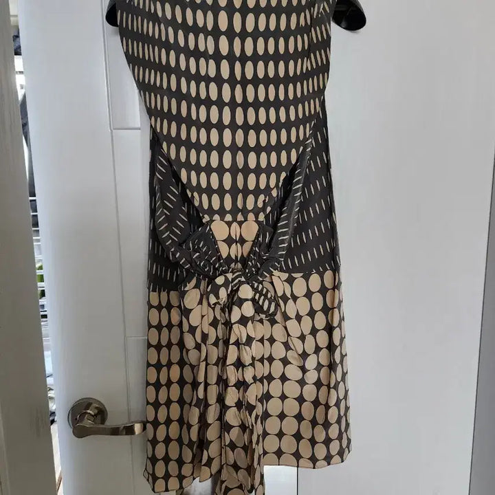 [BUNJANG] Ozoc Sleeveless Midi Dress Size 55 / 오즈세컨 55사이즈 민소매원피스