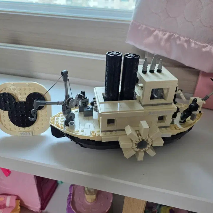 [BUNJANG] LEGO Ideas Steamboat Willie 21317 / 레고 미키마우스 증기선 윌리 21317