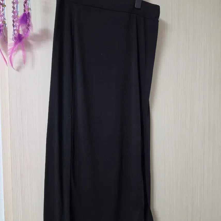 [BUNJANG] Black Side Slit Skirt / 블랙 옆트임 스커트
