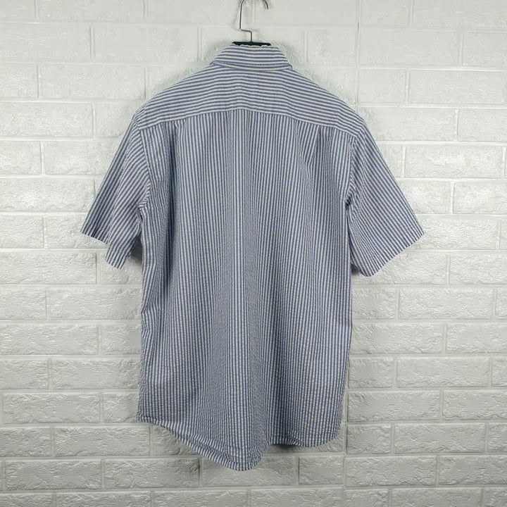 [BUNJANG] Uniqlo Seersucker Short Sleeve Shirt / [100]유니클로 시어서커 반팔셔츠