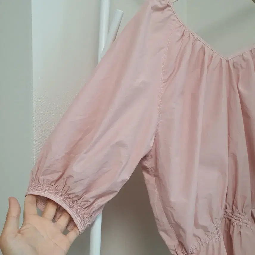 [BUNJANG] System V-Neck Puff Sleeve Blouse / 한섬시스템 v넥 퍼프소매 블라우스