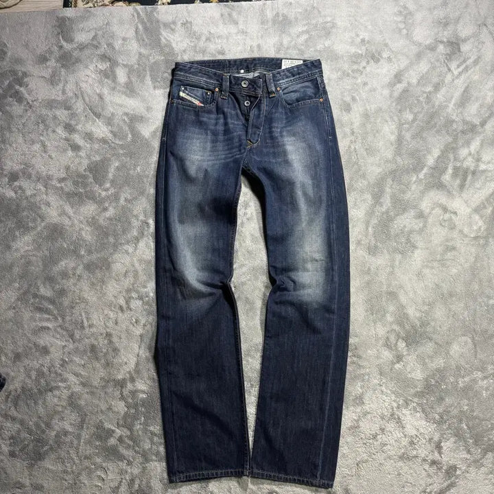 [BUNJANG] Diesel Larkee Straight Leg Denim Jeans 28/32 / 디젤 라키 LARKEE 데님팬츠 28/32