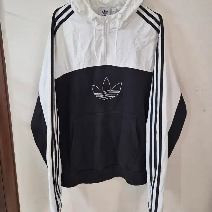 [BUNJANG] Adidas Hooded Windbreaker Anorak Jacket L / 아디다스 후드 바람막이 아노락 L