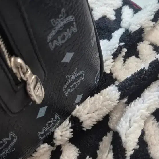 [BUNJANG] MCM Black Boston Bag / MCM 블랙 보스턴백 가방