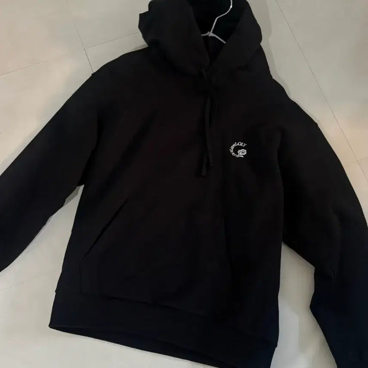 [BUNJANG] Roller Love Roller Black Hoodie (Small) / 롤리러브롤리 블랙후드티