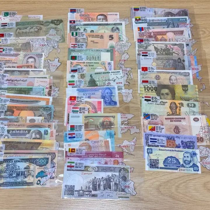[BUNJANG] World Banknotes Collection (100 Types) with Lucky Pouches / 세계 각국 지폐 화폐 모음(100장)  복주머니 포함