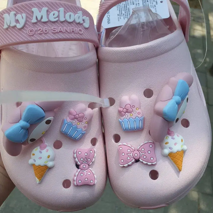 [BUNJANG] My Melody Pink Crocs 230mm with Jibbitz Charms / 마이멜로디 핑크 지비츠 크록스 230mm